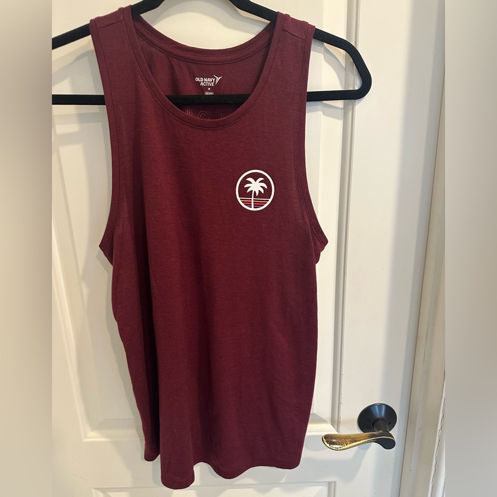 Old Navy Women's Burgundy Muscle Tee